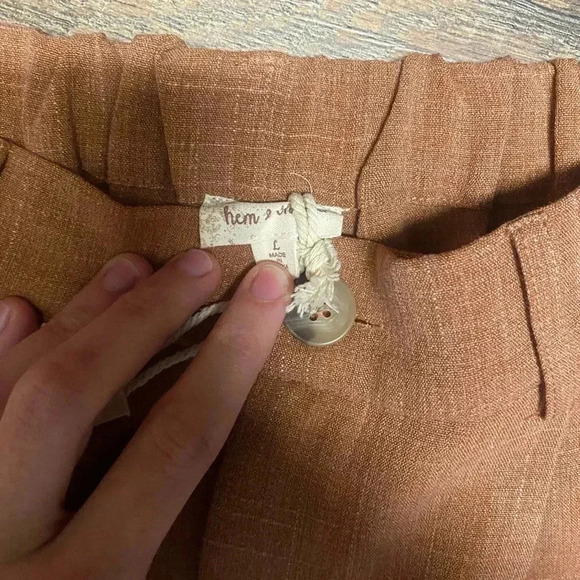 Hem & Thread Boutique Wide Leg Dress Pants Size Large - Picture 3 of 3